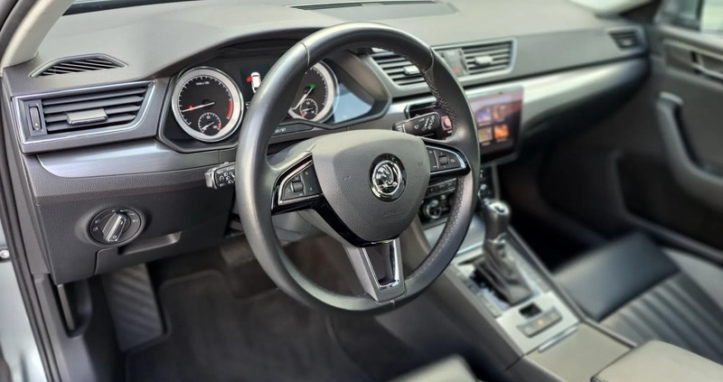 Skoda Superb cena 101900 przebieg: 177000, rok produkcji 2019 z Przemków małe 631